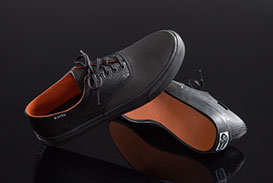 sperry-x-rains-collaboration-image-4-preview