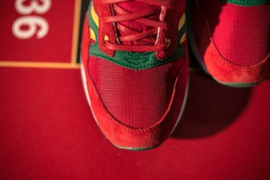 Saucony, Packer Shoes & Just Blaze -SD Grid "Casino"