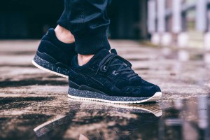 ASICs x Reigning Champ – GEL Lyte III. Vancouver’s Reigning Champ is making a strong foray into the footwear market with a new sneaker collaboration alongside Japanese marque ASICS.